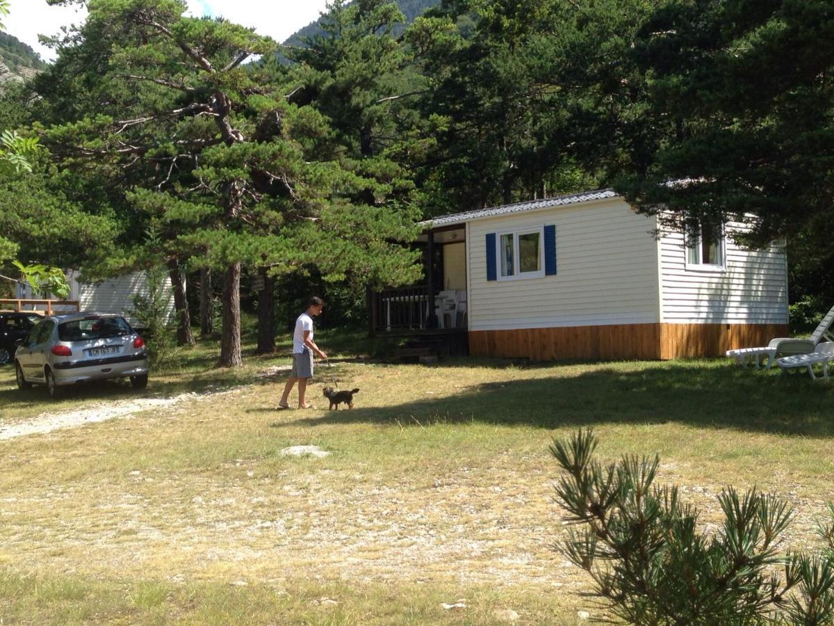 Hotel Camping Mon Repos Montmaur  Exterior foto